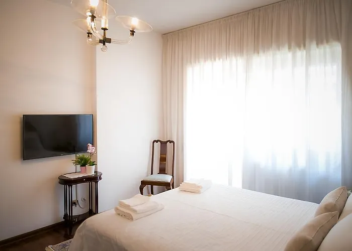 Plumbird Boutique & Apartment